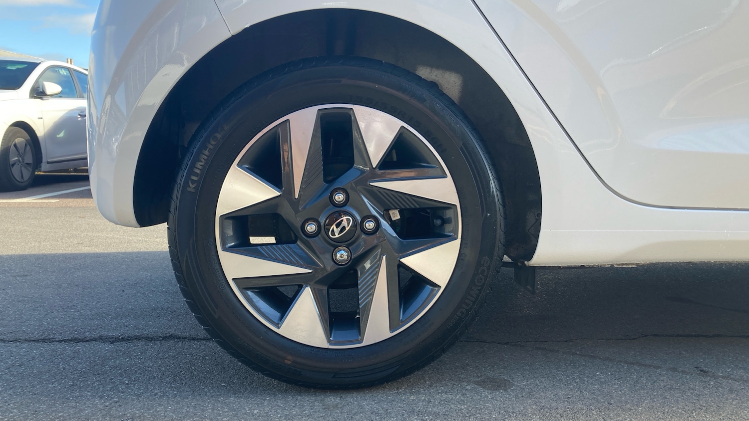 Used Hyundai i10 2023 for sale - 77069207: Photo 7