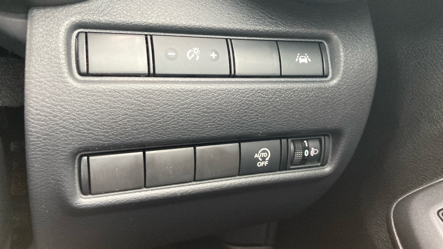 Used Nissan Juke 2023 for sale - 76907651: Photo 31