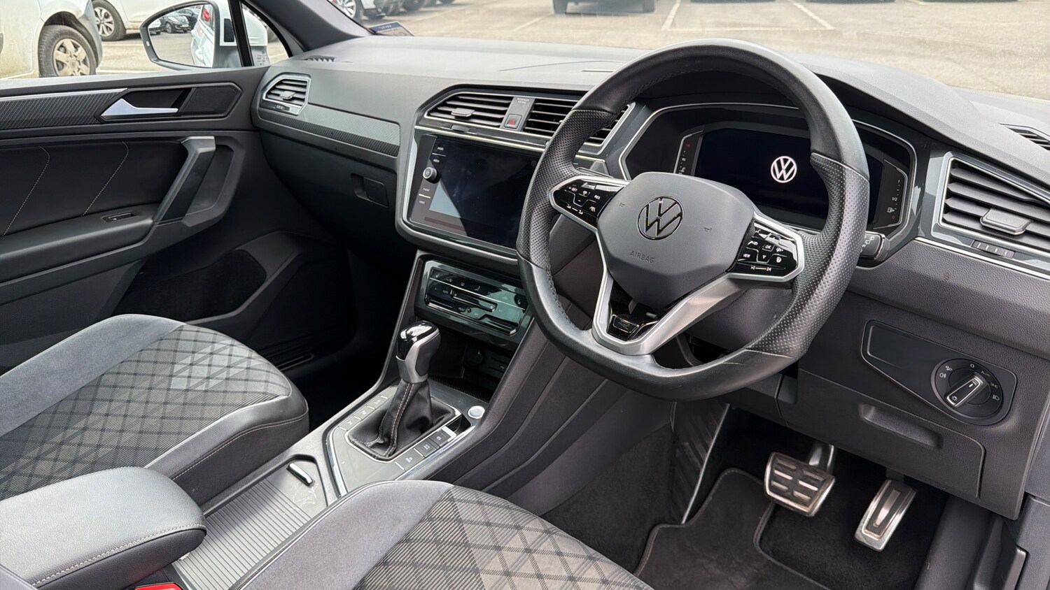 Used Volkswagen Tiguan 2023 for sale - 78224018: Photo 11