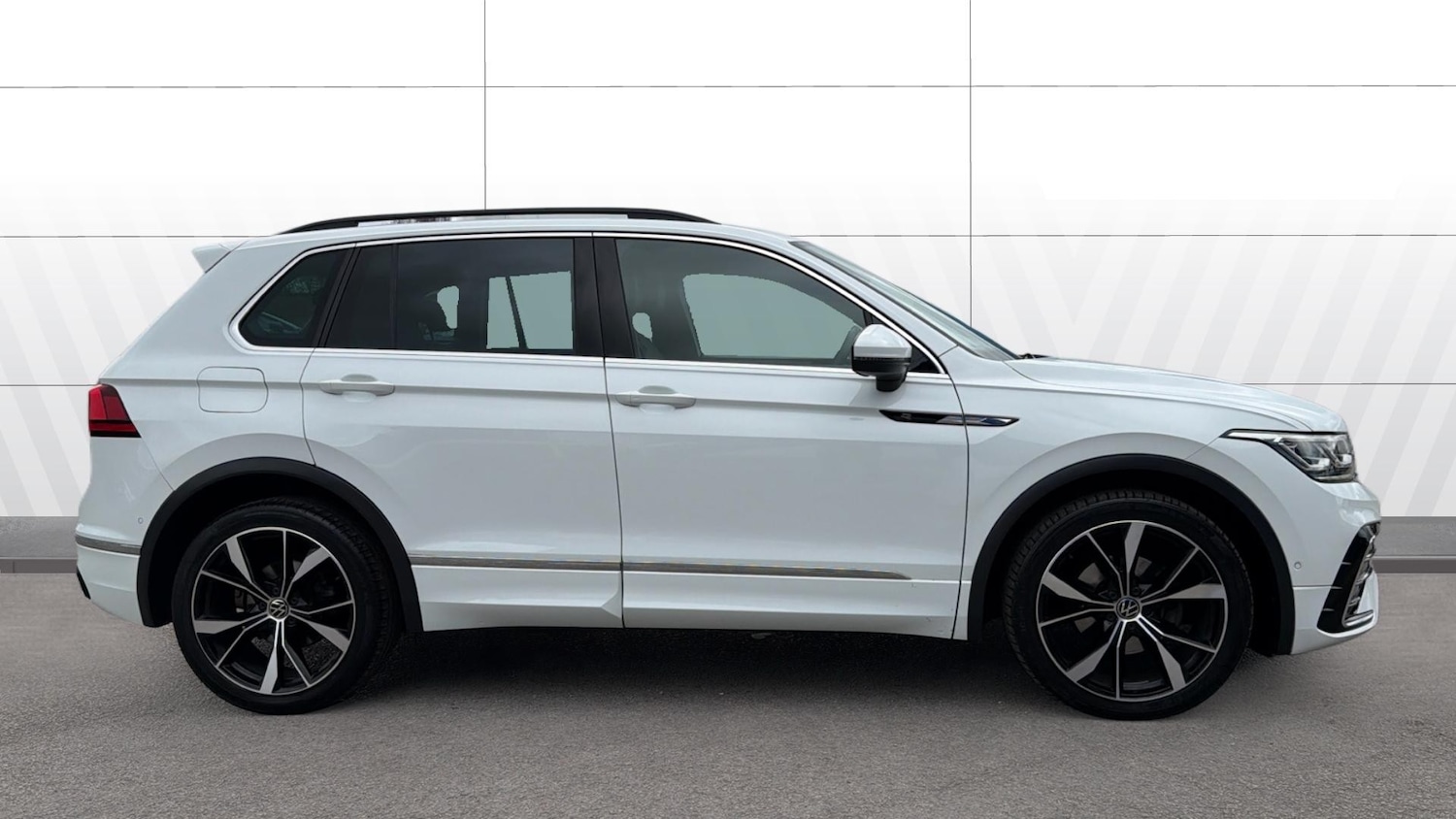 Used Volkswagen Tiguan 2023 for sale - 78224018: Photo 5