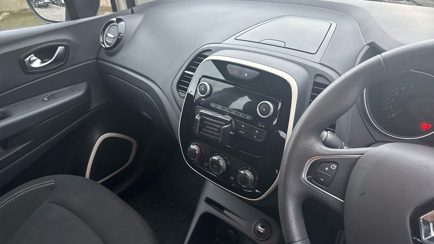 Used Renault Captur 2019 for sale - 78121195: Photo 14