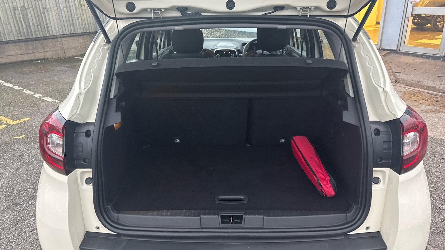 Used Renault Captur 2019 for sale - 78121195: Photo 4