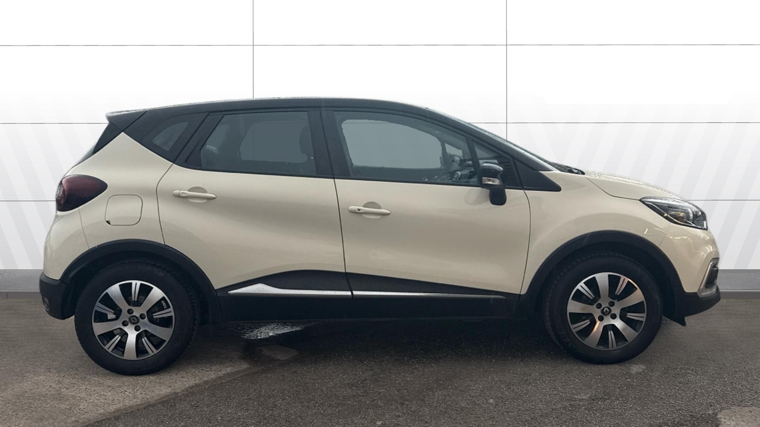 Used Renault Captur 2019 for sale - 78121195: Photo 5