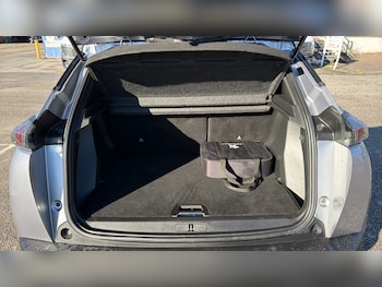 Used Peugeot 2008 2020 for sale - 77532586: Photo