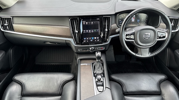 Used Volvo V90 2020 for sale - 76219057: Photo 10