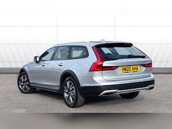 Used Volvo V90 2020 for sale - 76219057: Photo 2