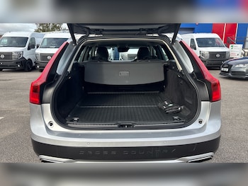 Used Volvo V90 2020 for sale - 76219057: Photo 4