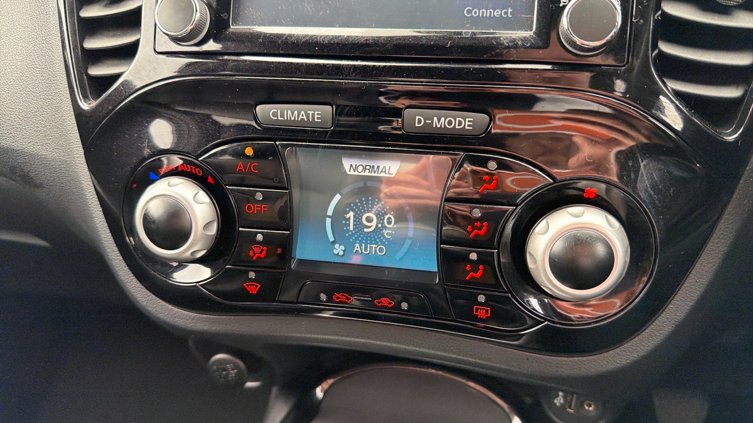 Used Nissan Juke 2019 for sale - 76131175: Photo 25