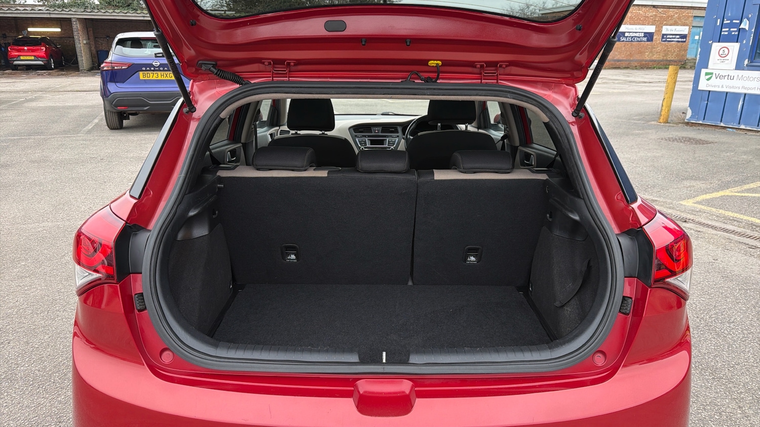 Used Hyundai i20 2016 for sale - 77775030: Photo 4