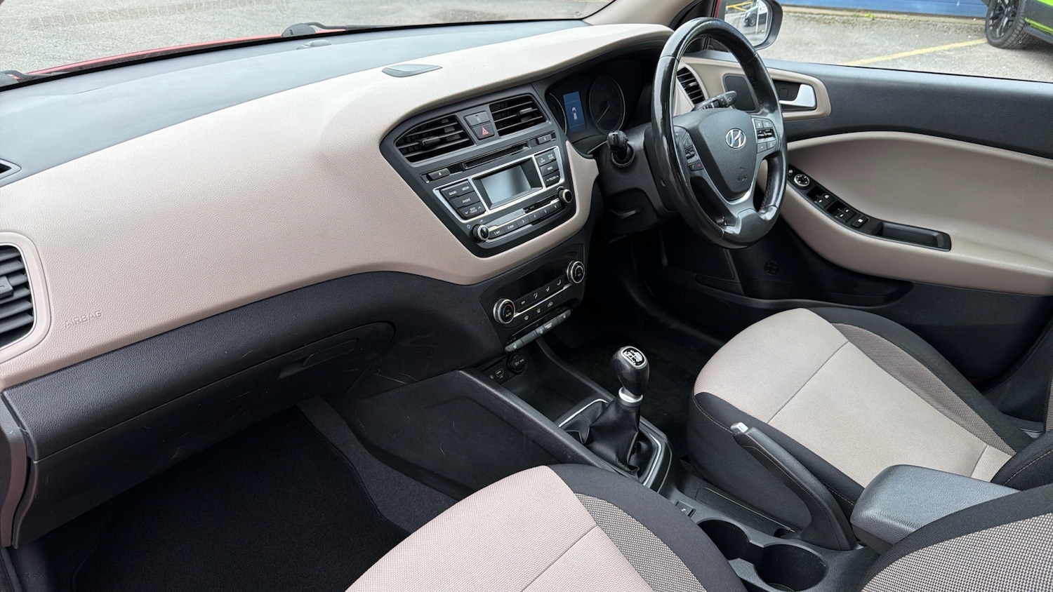 Used Hyundai i20 2016 for sale - 77775030: Photo 9