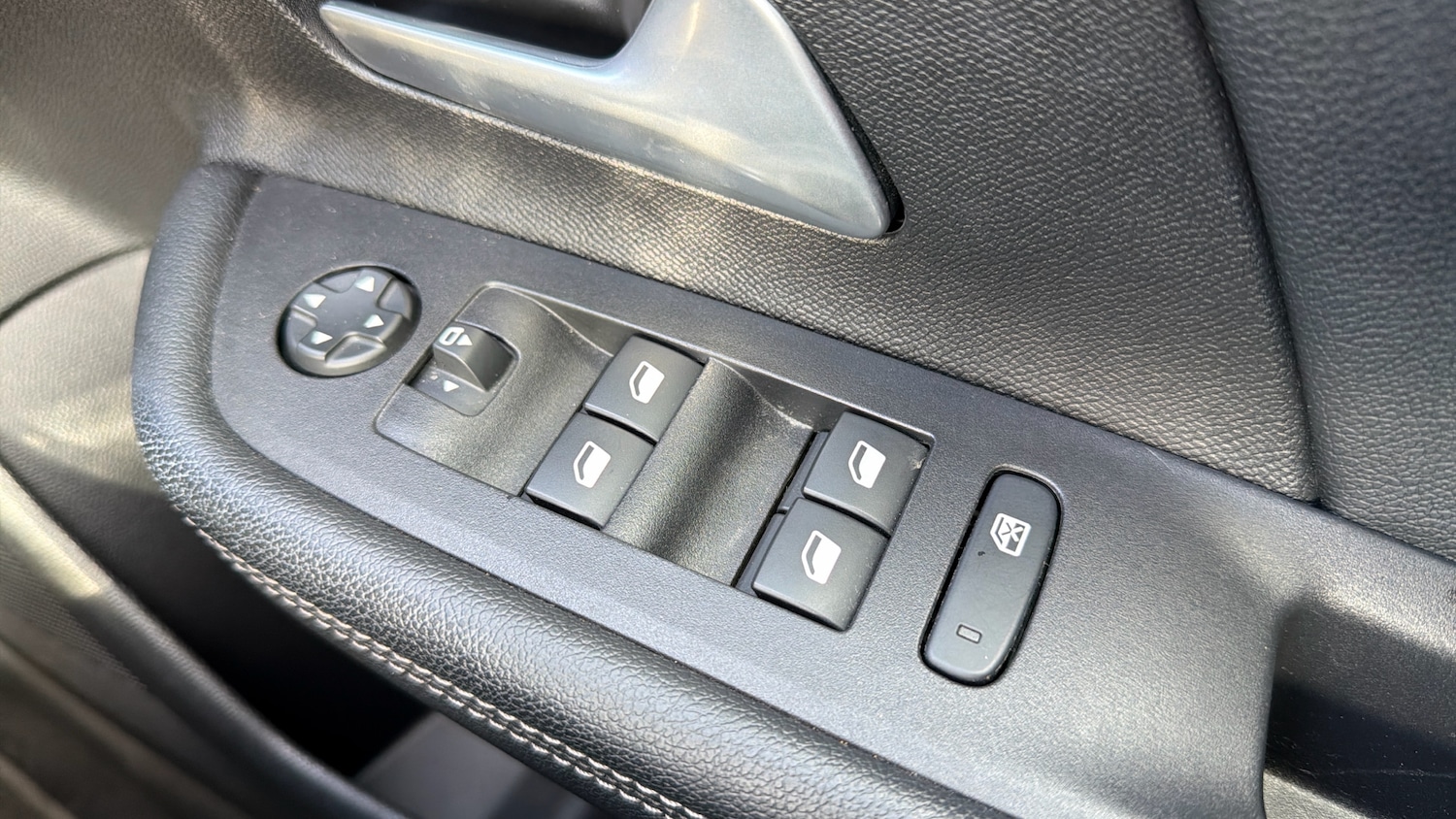 Used Vauxhall Mokka 2022 for sale - 78025927: Photo 32