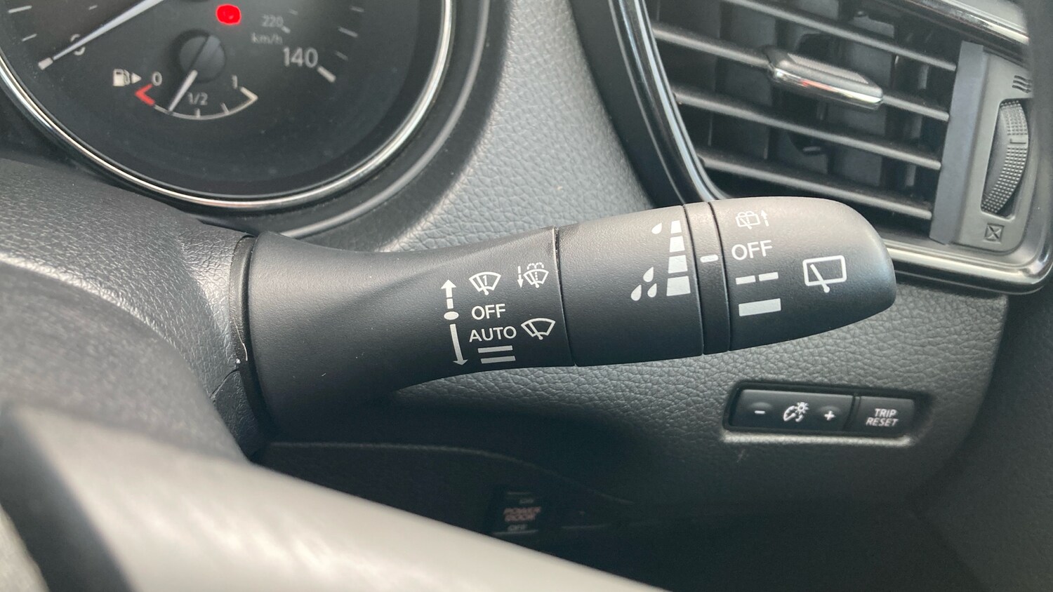 Used Nissan X-Trail 2018 for sale - 77689163: Photo 24