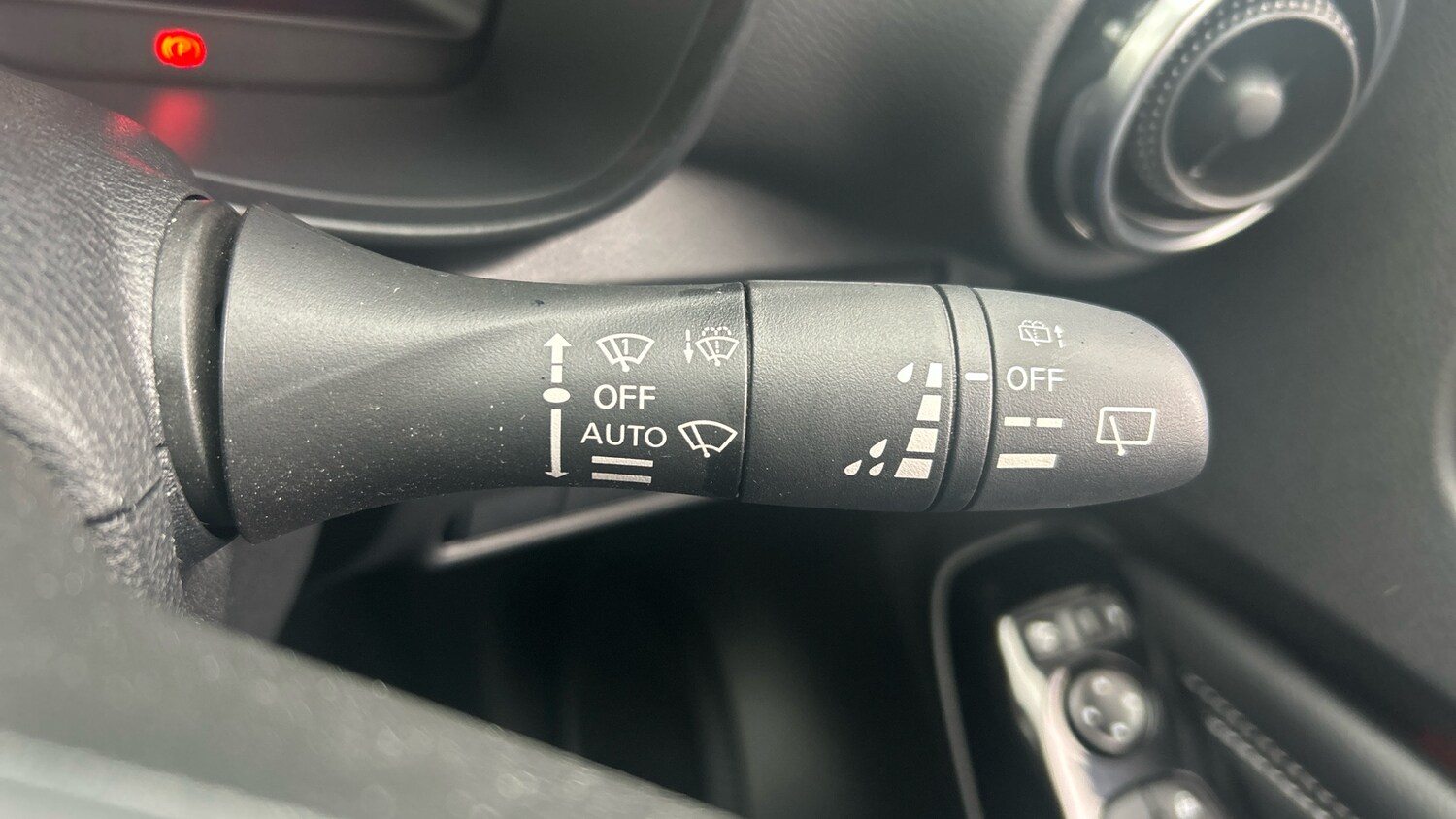 Used Nissan Juke 2024 for sale - 77689161: Photo 32