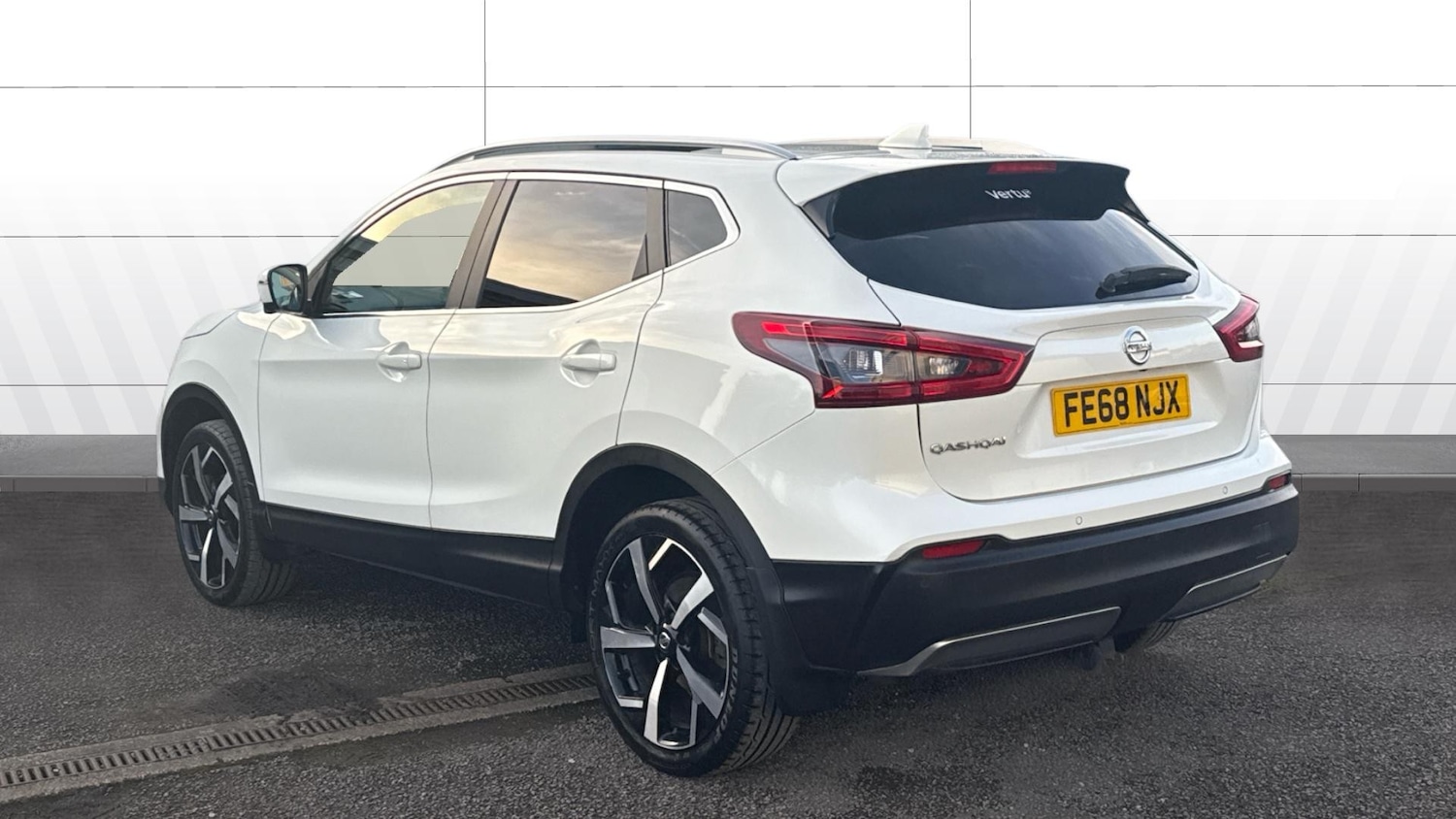 Used Nissan Qashqai 2018 for sale - 77283661: Photo 2