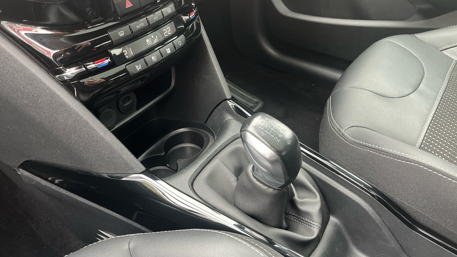 Used Peugeot 2008 2019 for sale - 76422271: Photo 13