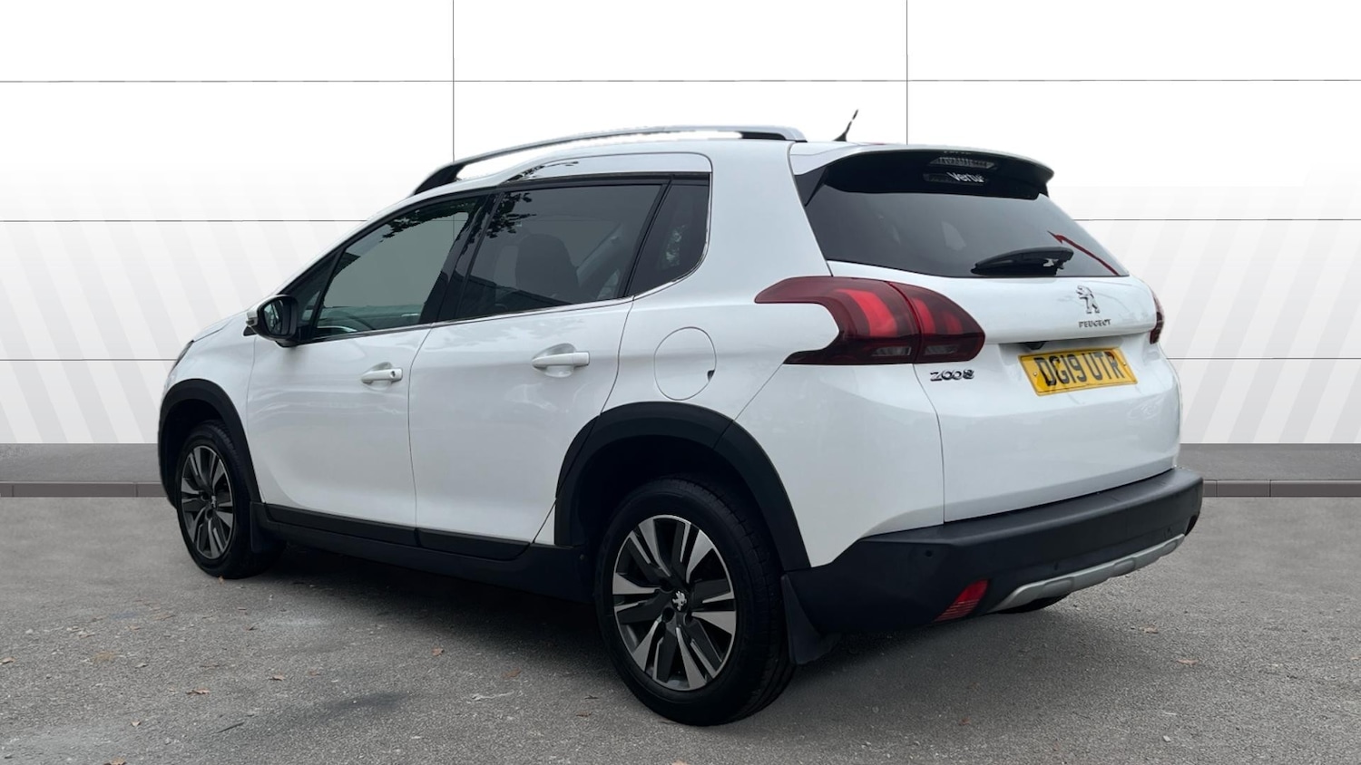 Used Peugeot 2008 2019 for sale - 76422271: Photo 2