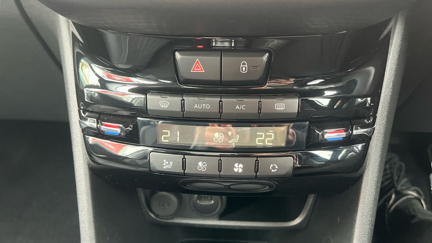 Used Peugeot 2008 2019 for sale - 76422271: Photo 25