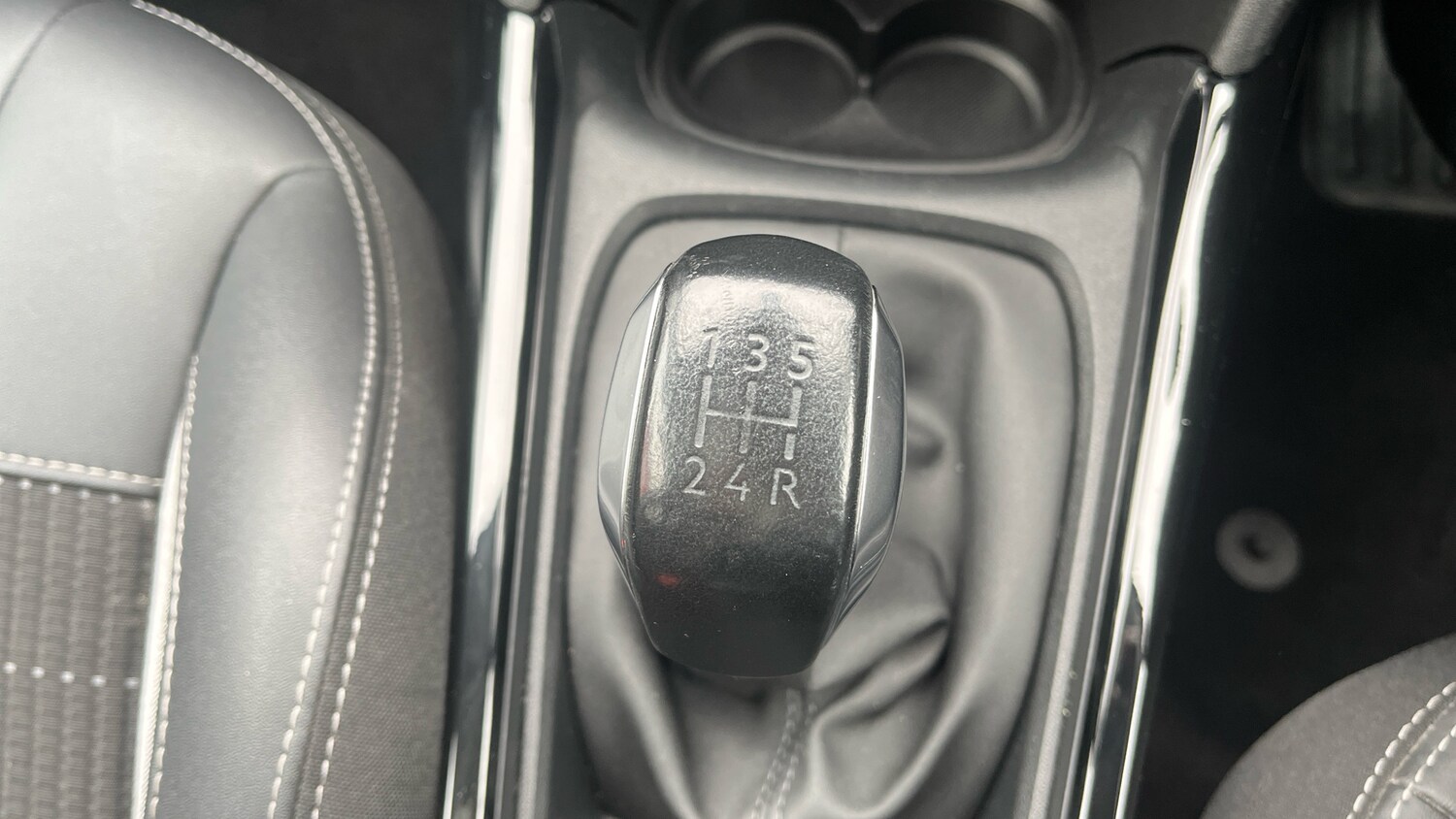 Used Peugeot 2008 2019 for sale - 76422271: Photo 26