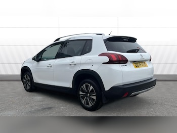 Used Peugeot 2008 2019 for sale - 76422271: Photo