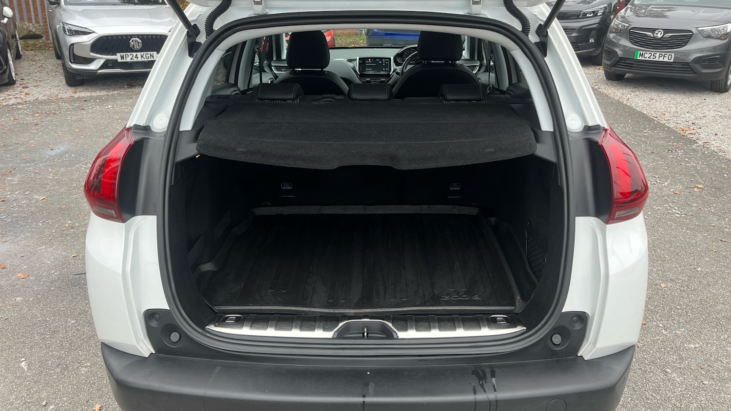 Used Peugeot 2008 2019 for sale - 76422271: Photo 4