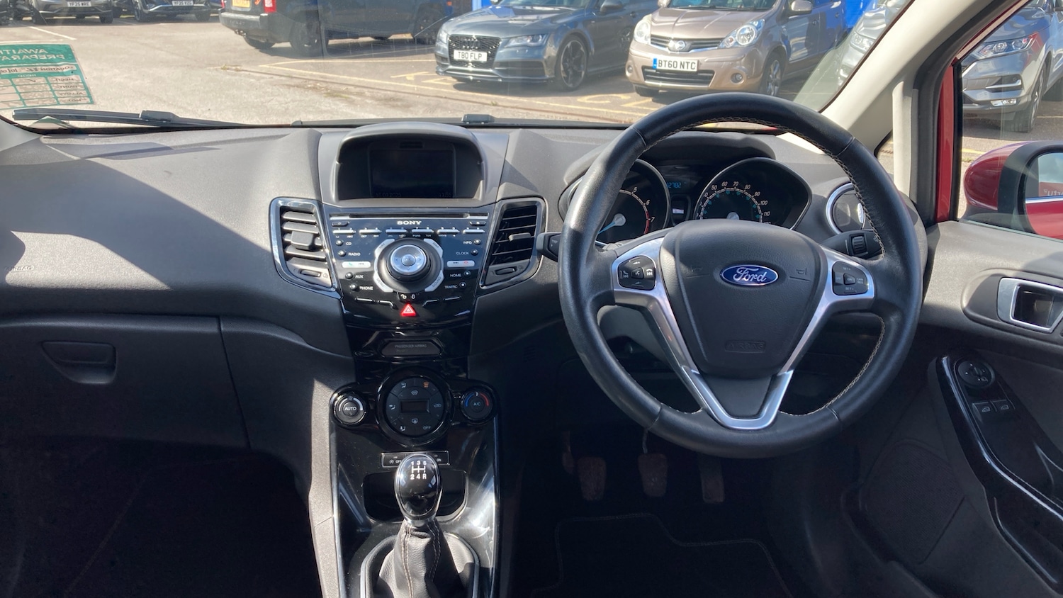 Used Ford Fiesta 2015 for sale - 76144556: Photo 10