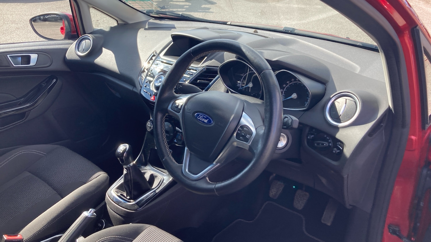 Used Ford Fiesta 2015 for sale - 76144556: Photo 11