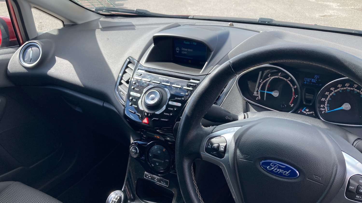 Used Ford Fiesta 2015 for sale - 76144556: Photo 14