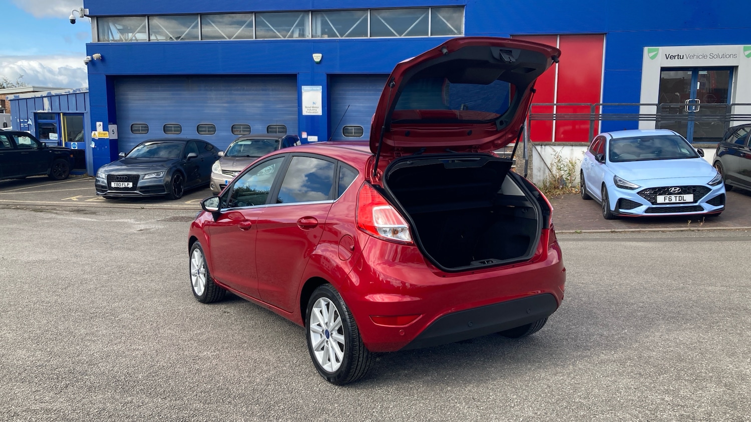 Used Ford Fiesta 2015 for sale - 76144556: Photo 8