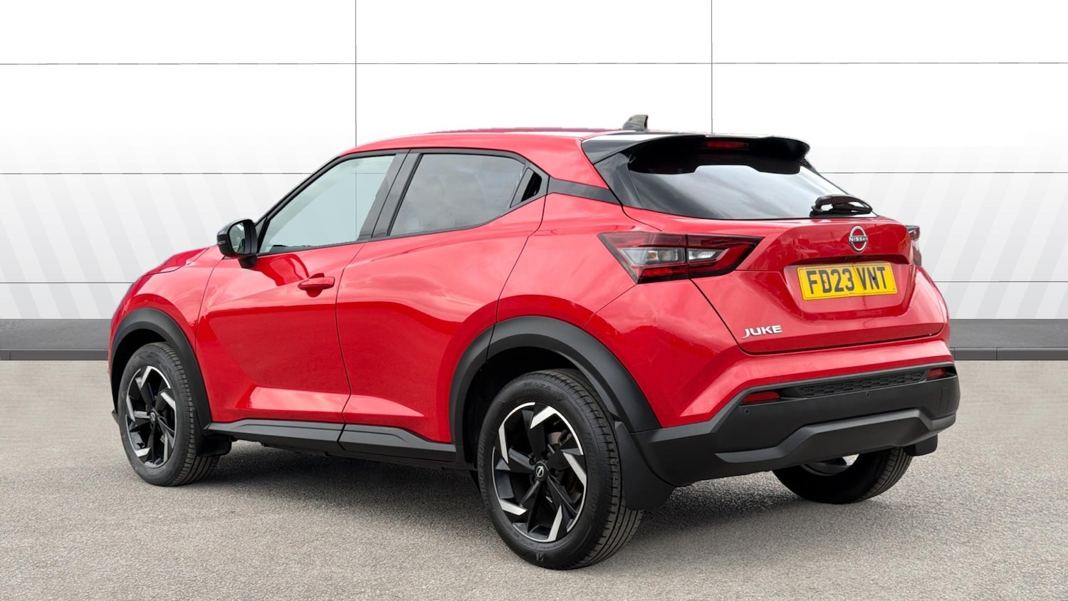 Used Nissan Juke 2023 for sale - 76055921: Photo 2