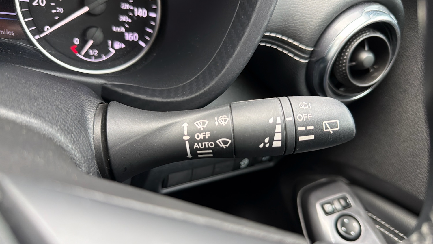 Used Nissan Juke 2023 for sale - 76055921: Photo 28