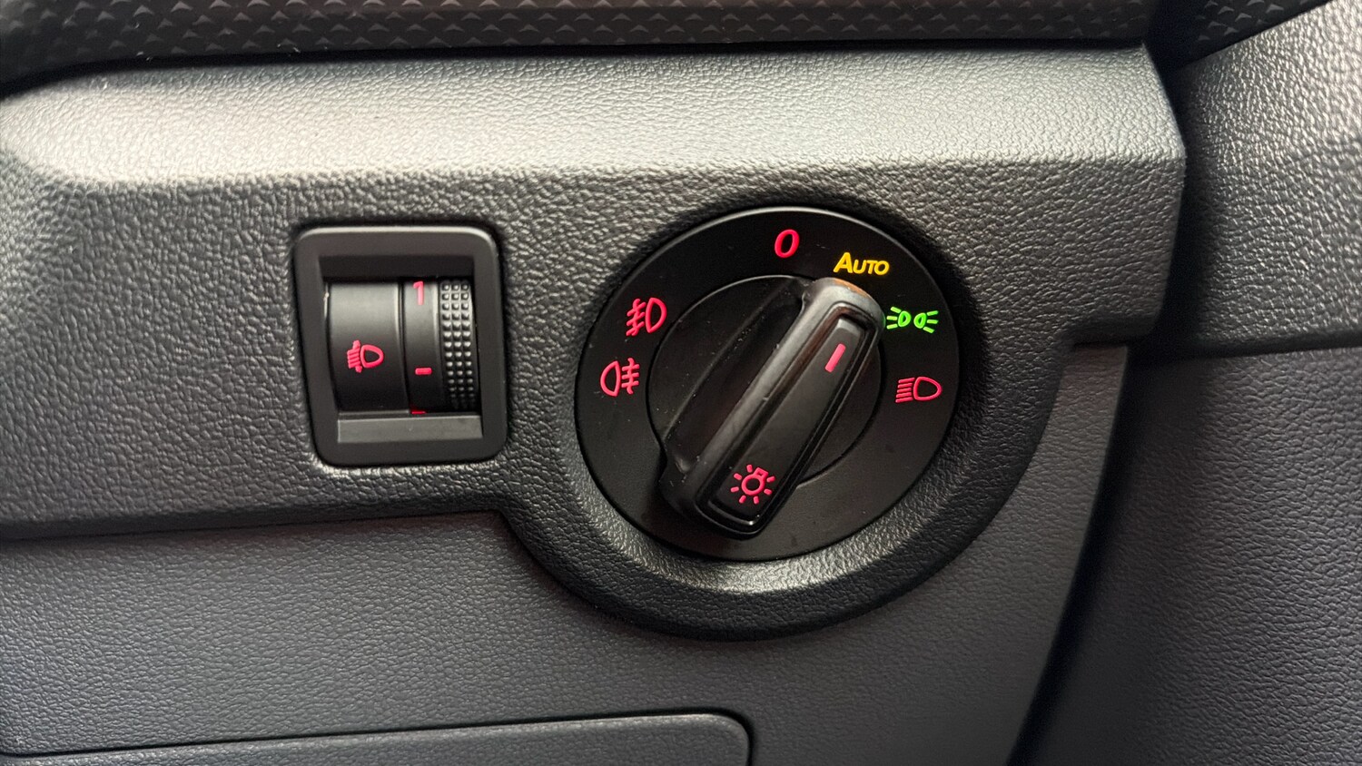 Used Volkswagen T-Cross 2021 for sale - 76557257: Photo 22