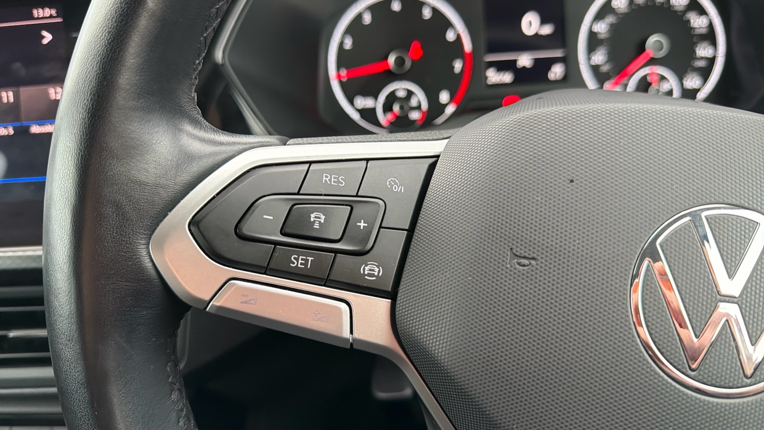 Used Volkswagen T-Cross 2021 for sale - 76557257: Photo 24