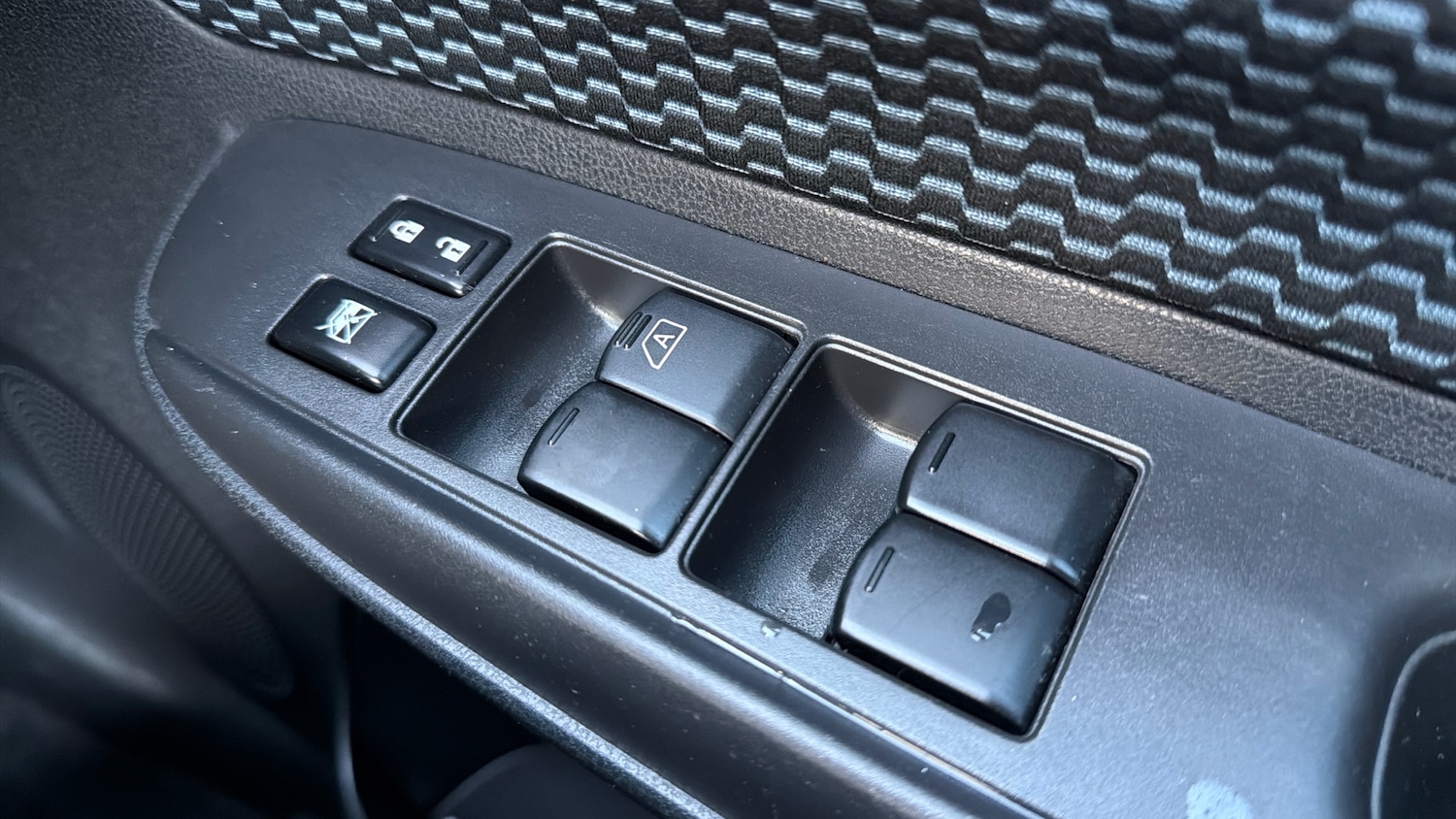 Used Nissan Note 2015 for sale - 77045573: Photo 32