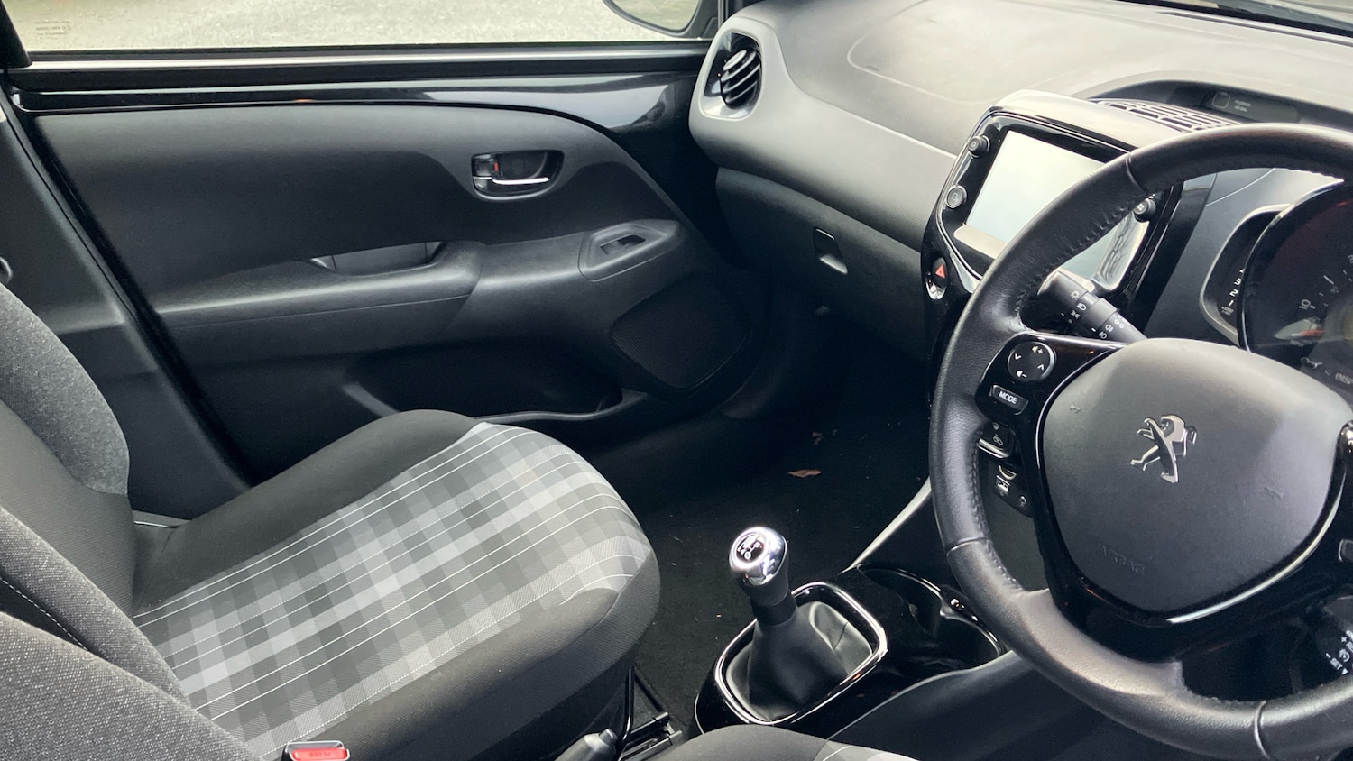 Used Peugeot 108 2019 for sale - 77679321: Photo 14