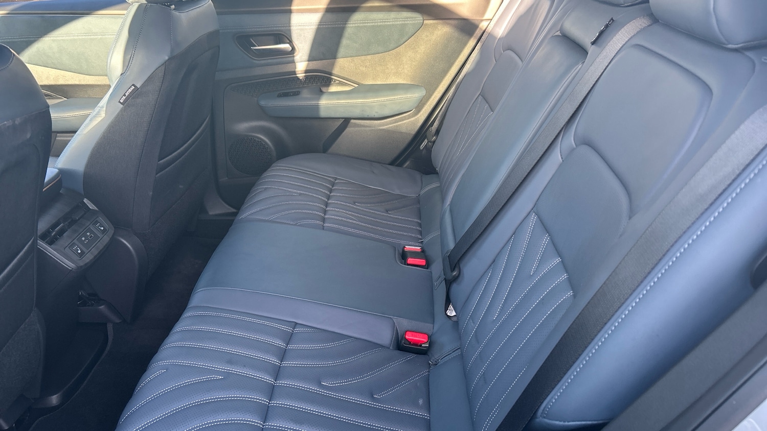 Used Nissan ARIYA 2022 for sale - 76904875: Photo 16