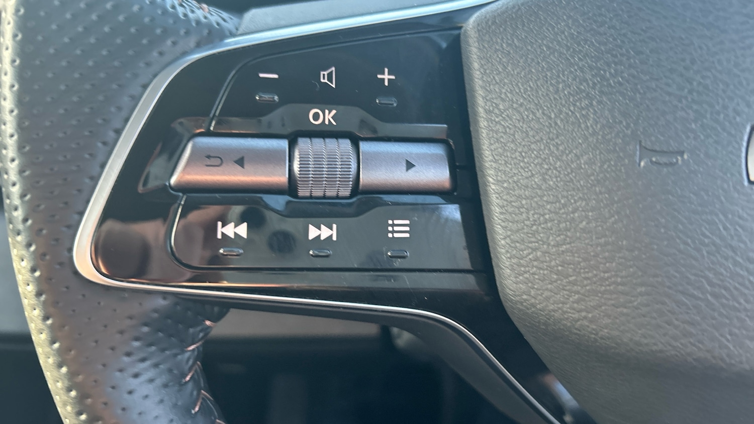 Used Nissan ARIYA 2022 for sale - 76904875: Photo 28