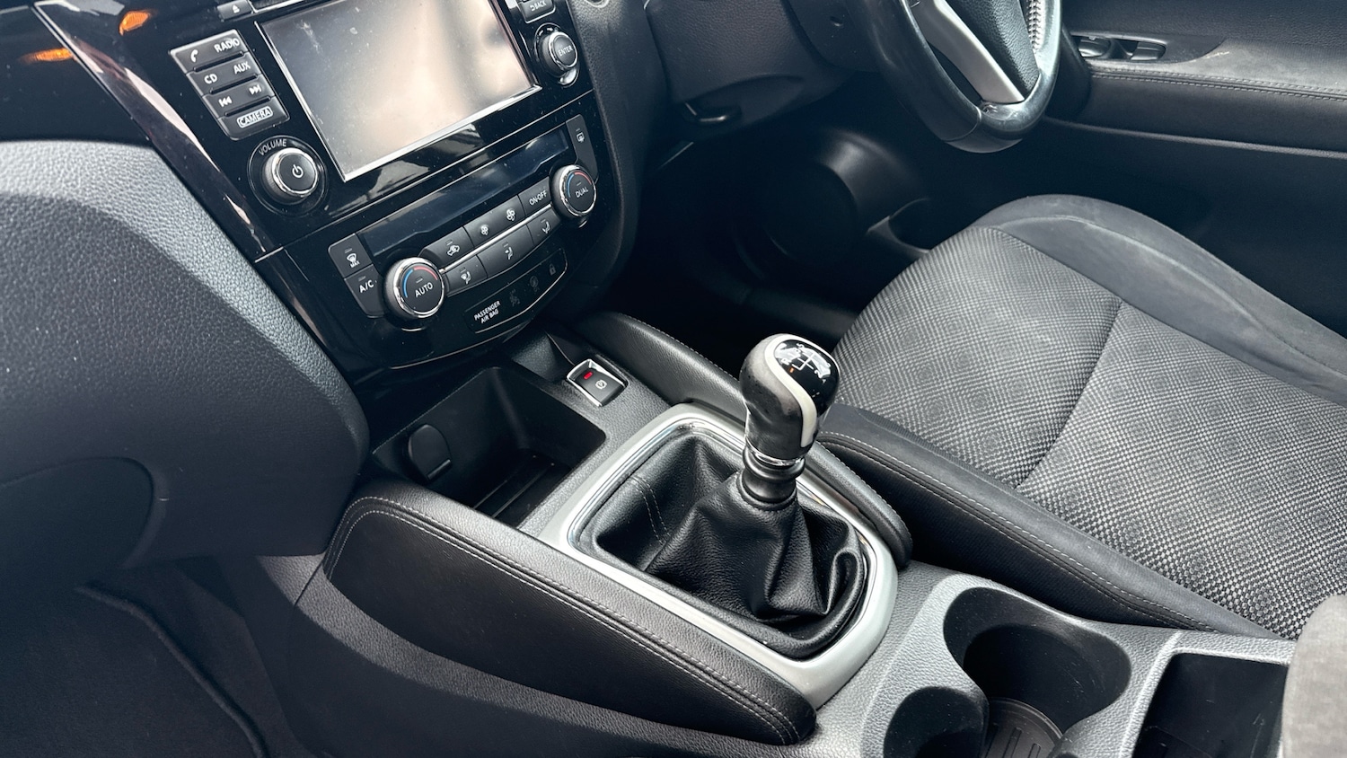 Used Nissan Qashqai 2016 for sale - 77570534: Photo 13