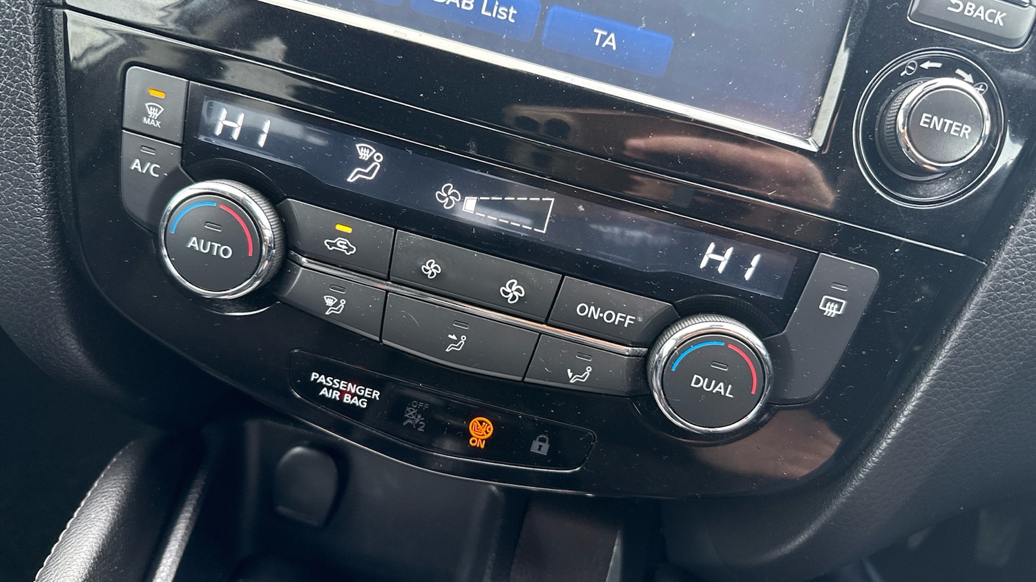 Used Nissan Qashqai 2016 for sale - 77570534: Photo 23