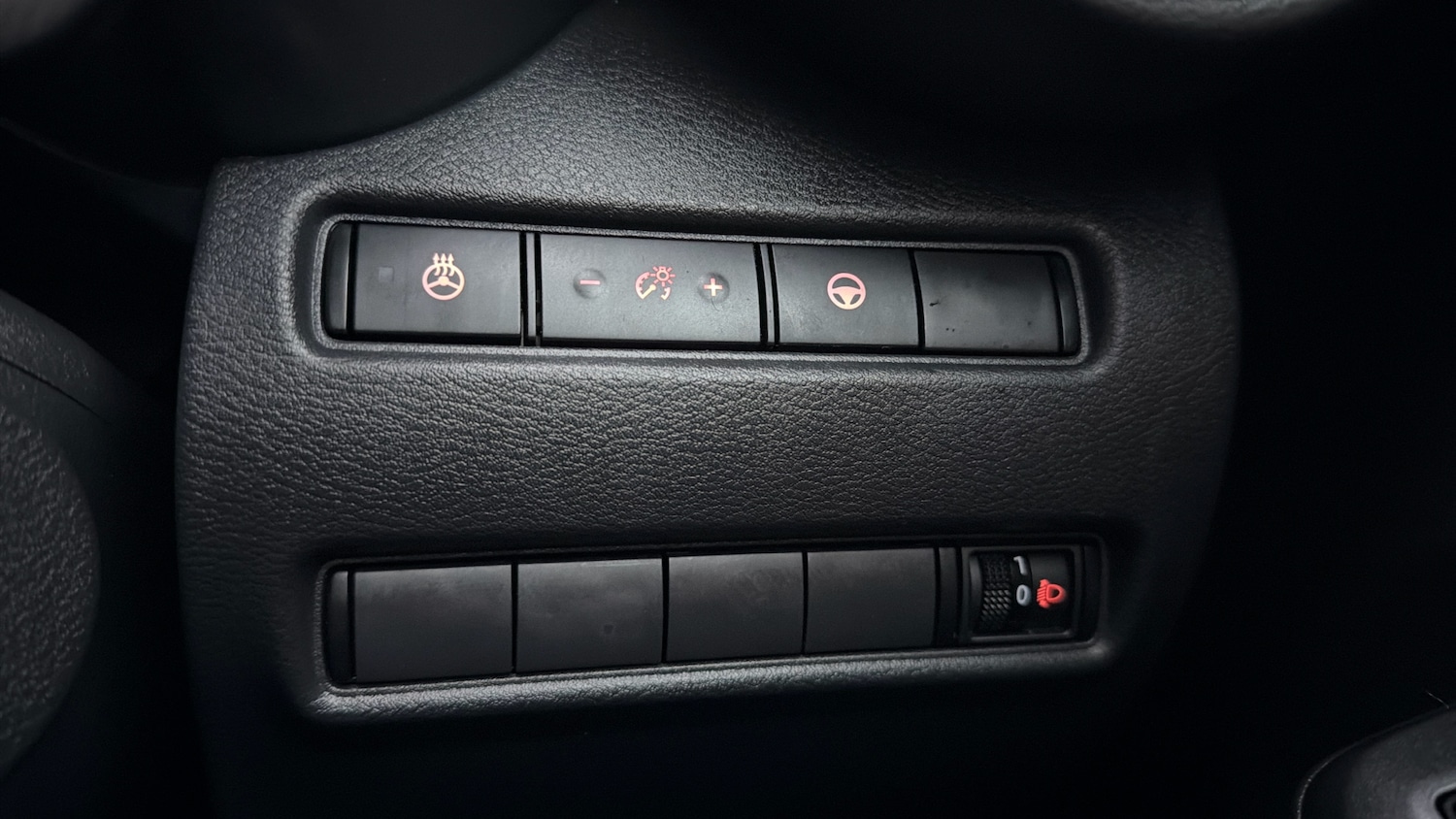 Used Nissan Juke 2023 for sale - 77136075: Photo 28