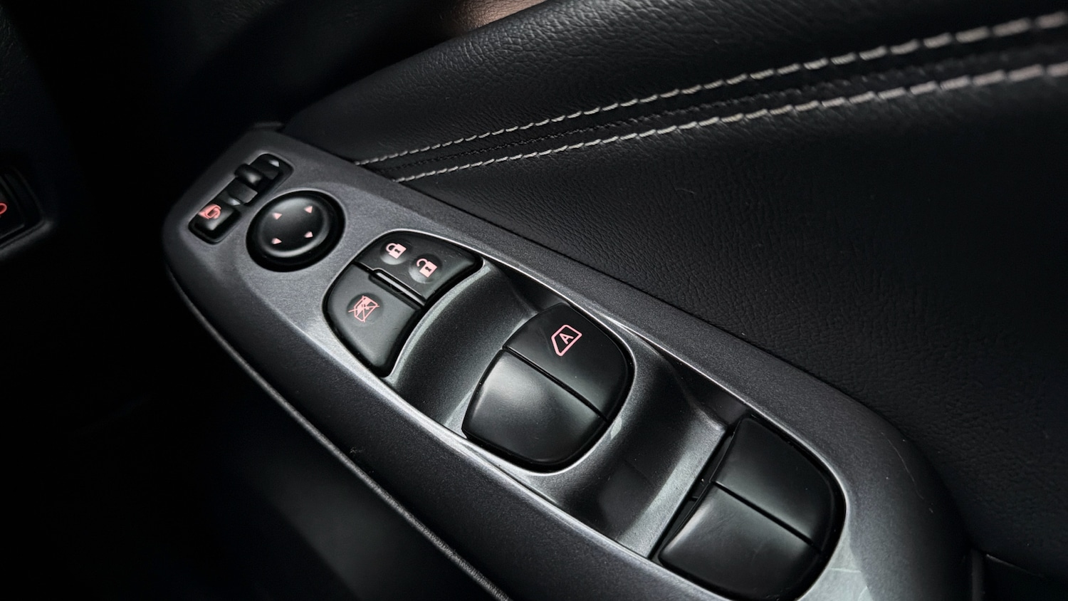 Used Nissan Juke 2023 for sale - 77136075: Photo 29