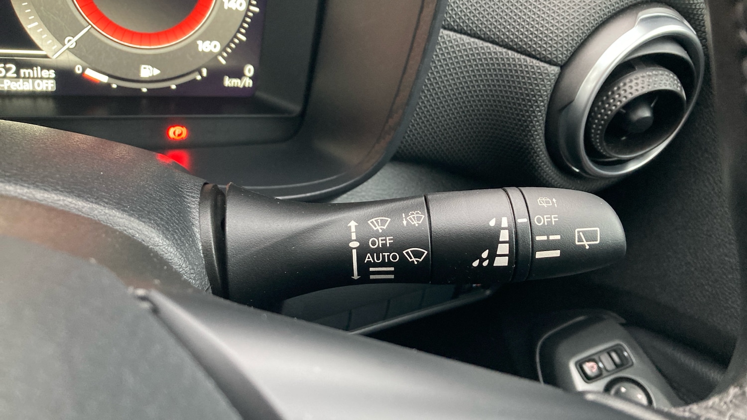 Used Nissan Juke 2024 for sale - 77033351: Photo 24