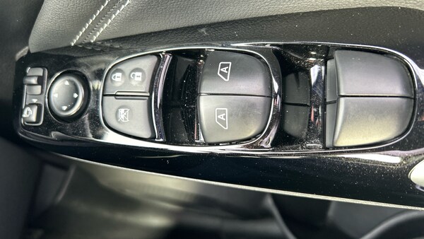 Used Nissan Juke 2024 for sale - 76183114: Photo 31