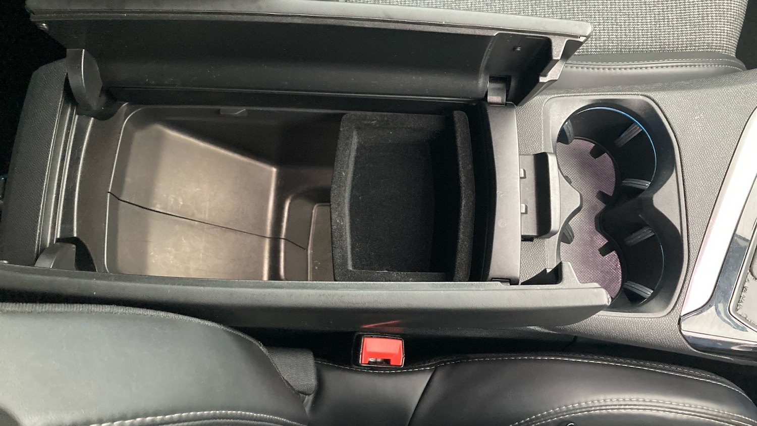 Used Peugeot 3008 2017 for sale - 77933904: Photo 29