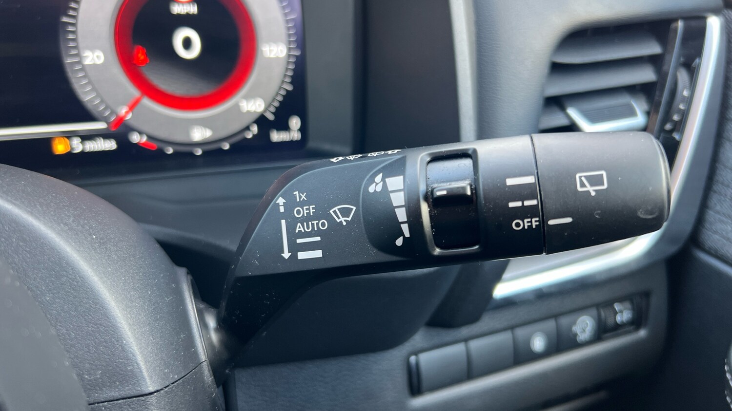 Used Nissan X-Trail 2024 for sale - 77802255: Photo 37