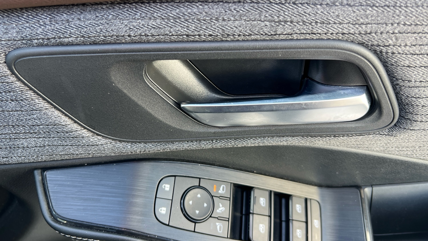 Used Nissan X-Trail 2024 for sale - 77802255: Photo 40