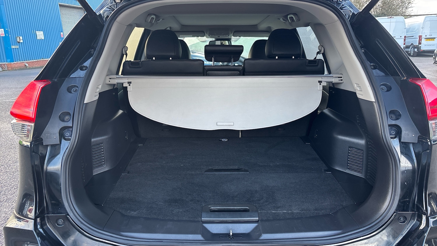 Used Nissan X-Trail 2017 for sale - 77023318: Photo 4