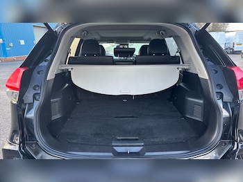 Used Nissan X-Trail 2017 for sale - 77023318: Photo