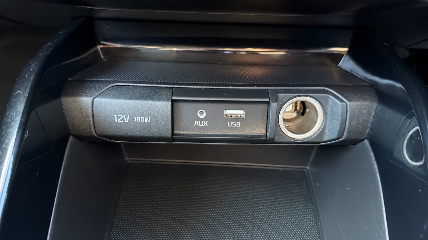 Used Kia Stonic 2020 for sale - 76707132: Photo 22