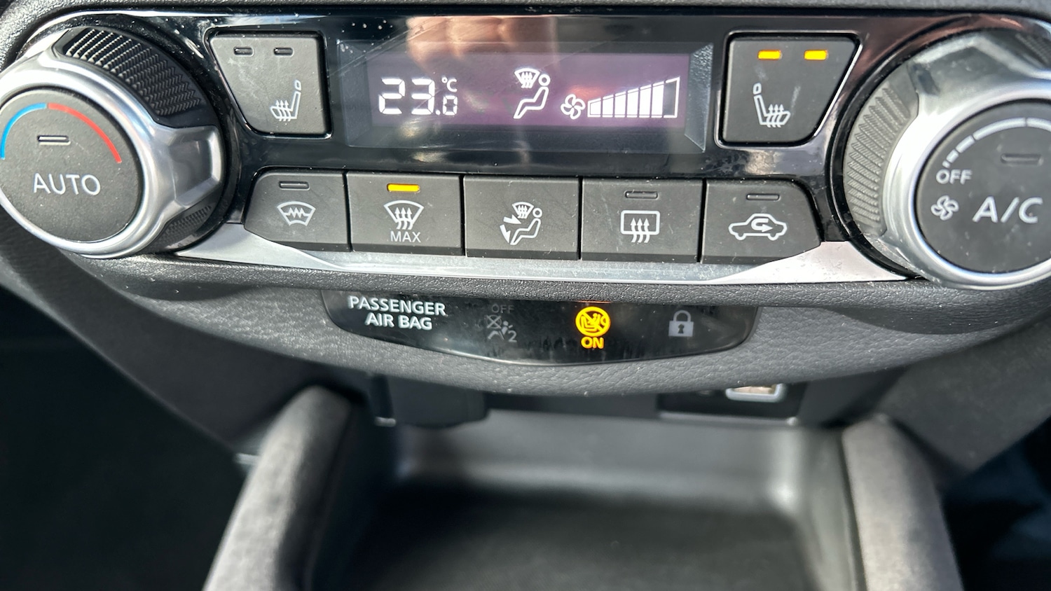 Used Nissan Juke 2022 for sale - 76405143: Photo 25