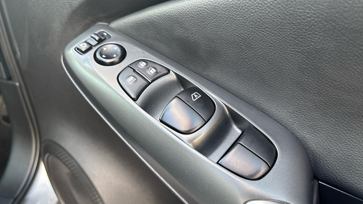 Used Nissan Juke 2024 for sale - 77245479: Photo 27